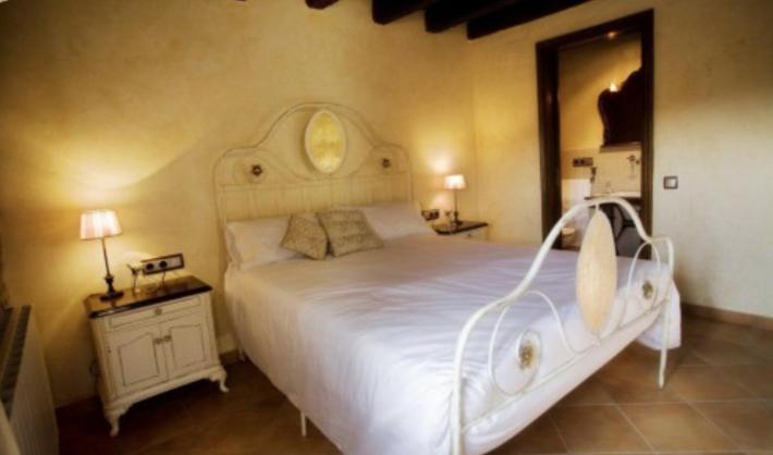 Casa Rural L'Avellana Pinell de Solsones Екстериор снимка